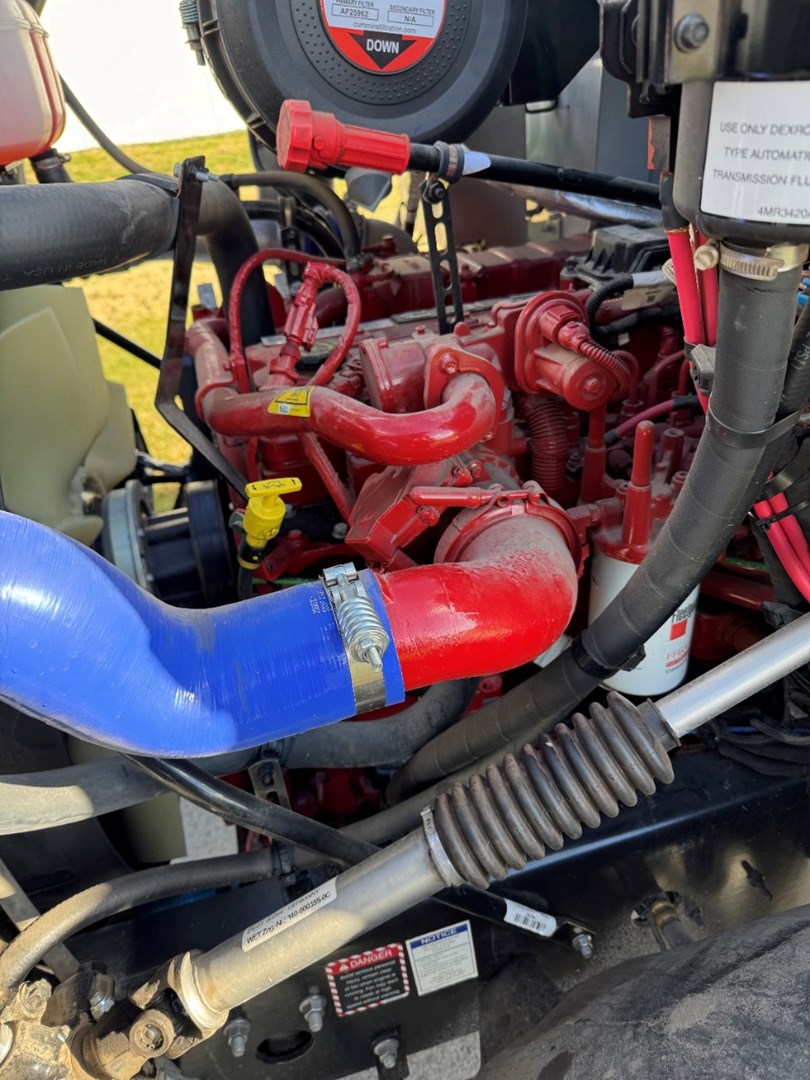 2024 MACK MD6 - USED TRUCKS FLAT BED - image 9